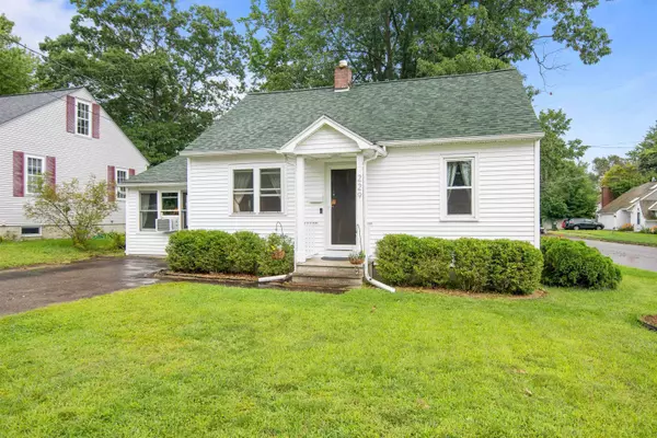 229 Woodlawn RD, Burlington, VT 05401