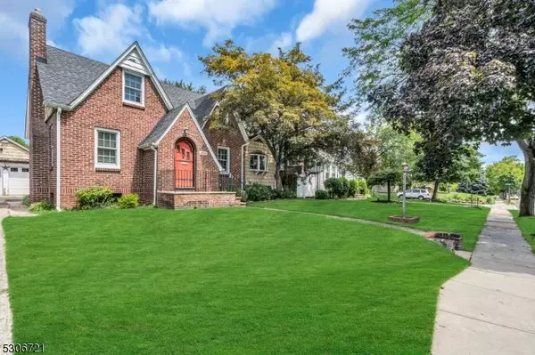 1808 Summit Ter, Linden City, NJ 07036