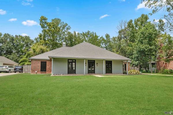 6134 RIVERBEND BLVD, Baton Rouge, LA 70820