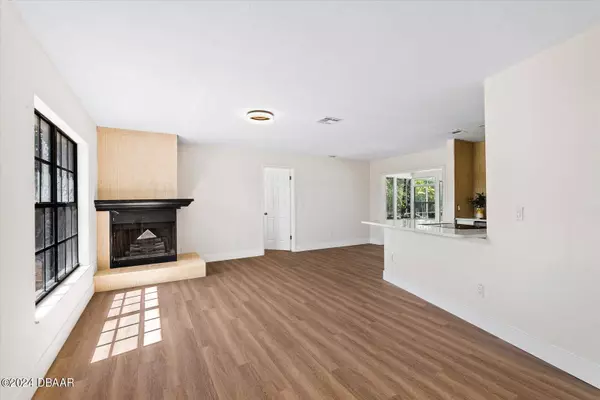 2890 Brighton AVE, Deltona, FL 32738