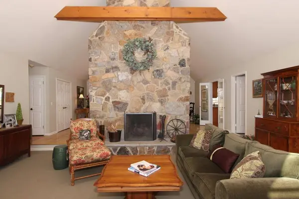 61 Main Ter, Bloomfield Twp., NJ 07003