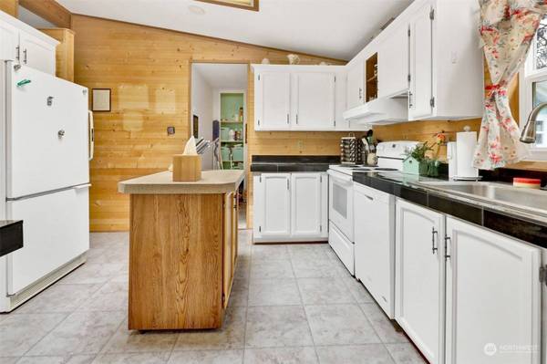 2015 24th ST #25, Bellingham, WA 98225