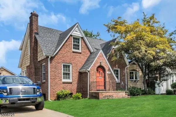 1808 Summit Ter, Linden City, NJ 07036