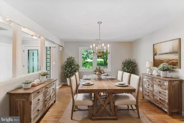 112 OAK LN, West Chester, PA 19382