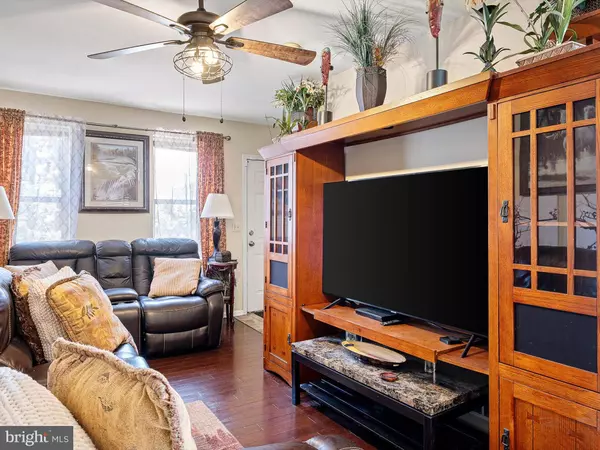 212 E 13TH ST, Wilmington, DE 19801