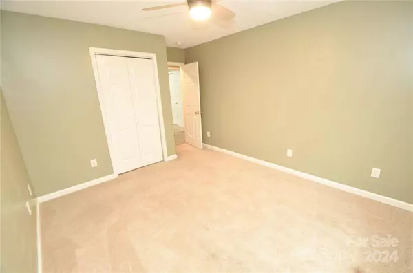 2405 Bayleigh DR, Vale, NC 28168