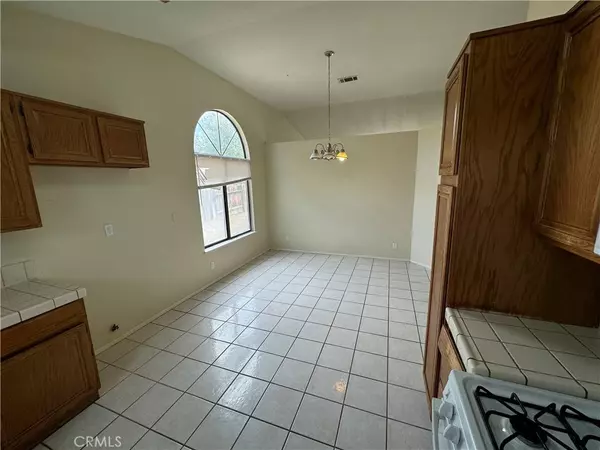 38124 Aspencade CT, Palmdale, CA 93552