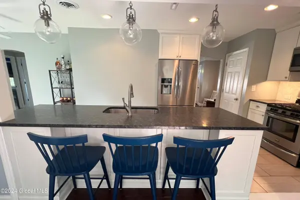 7 Elizabeth Lane, Saratoga Springs, Inside, NY 12866