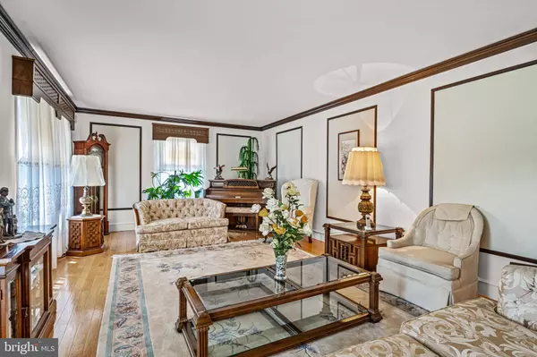 15 TERRACE CT, Willingboro, NJ 08046