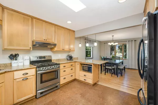 10900 Toledo AVE S, Bloomington, MN 55437