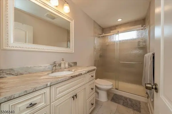 3 Haven Ave, Totowa Boro, NJ 07512