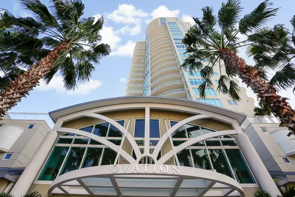 180 Beach Dr NE, St Petersburg, FL 33701-3909