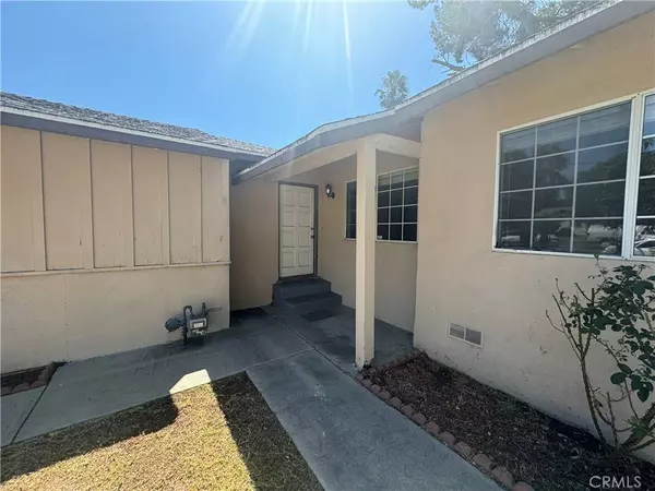 15750 Leadwell ST, Van Nuys, CA 91406