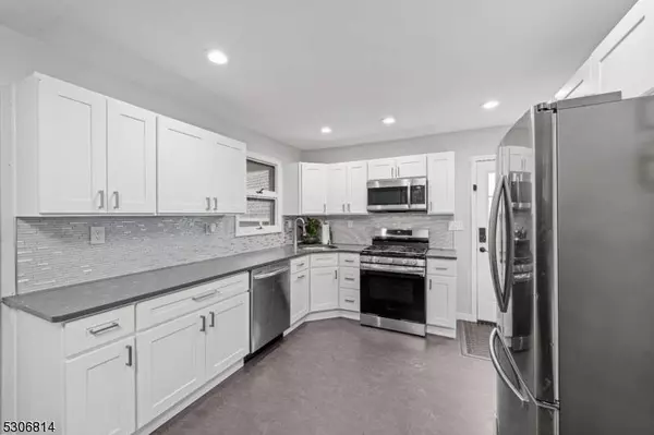 43 Doherty S, Clifton City, NJ 07013