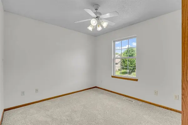 2521 Catskill Ct, Iowa City, IA 52245