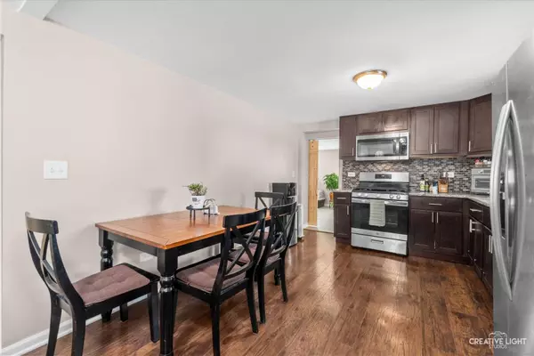 1443 Wermes AVE, Aurora, IL 60505