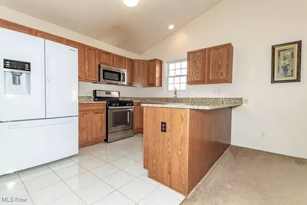 3932 Dugans Landing DR, Perry, OH 44081