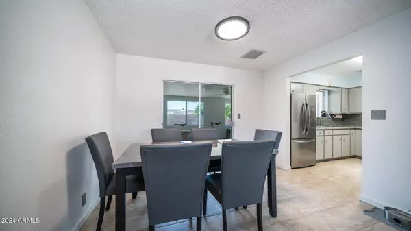 6019 E DES MOINES Street, Mesa, AZ 85205