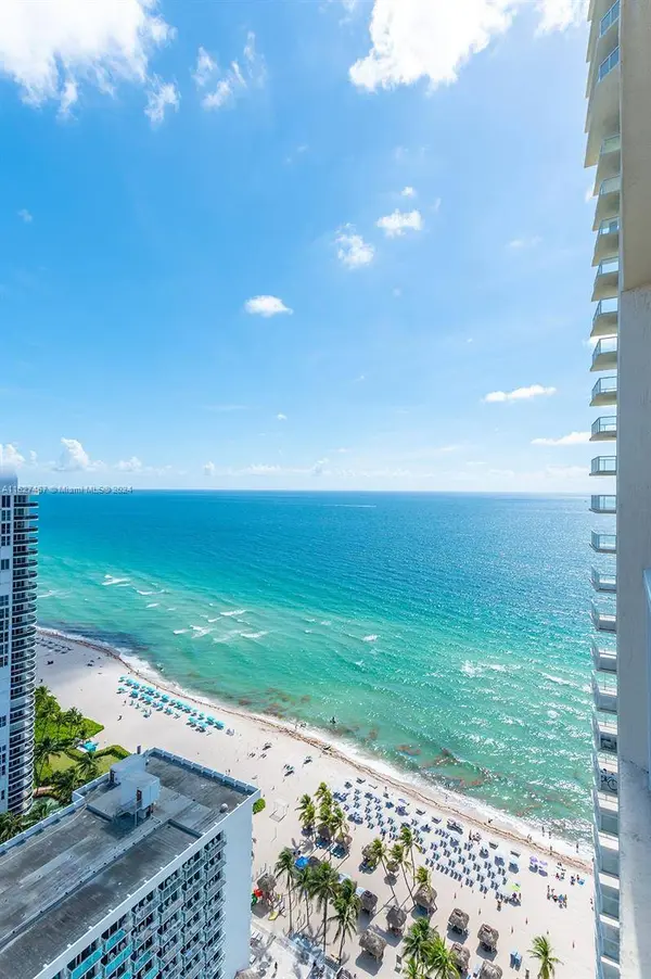 16699 Collins Ave #2906, Sunny Isles Beach, FL 33160