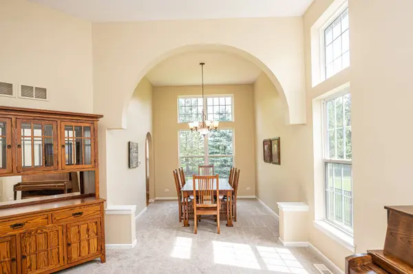 24812 Emerald AVE, Plainfield, IL 60585