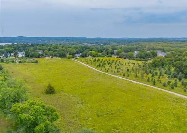 3556 Valley Ridge Road, Middleton, WI 53562