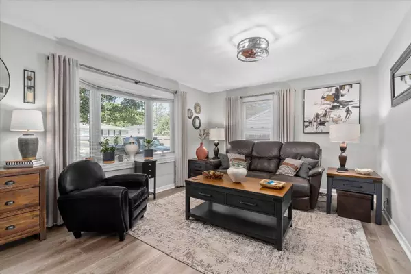 312 S Calhoun ST, Aurora, IL 60505