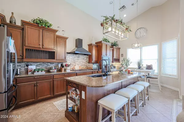 30009 W AVALON Drive, Buckeye, AZ 85396