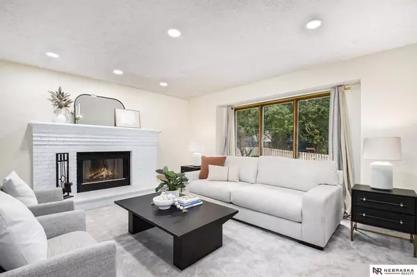 2515 N 150th Avenue, Omaha, NE 68116