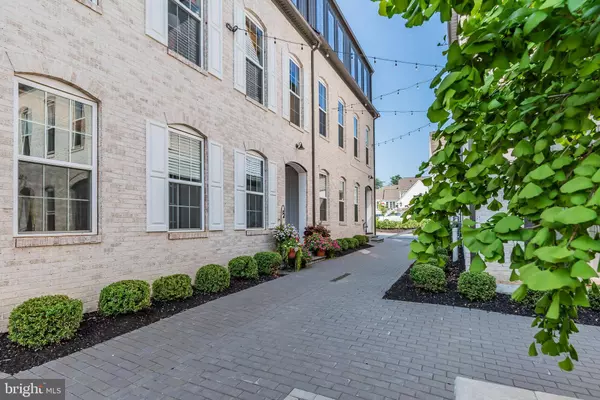 3133 GROVE CT, Mechanicsburg, PA 17055