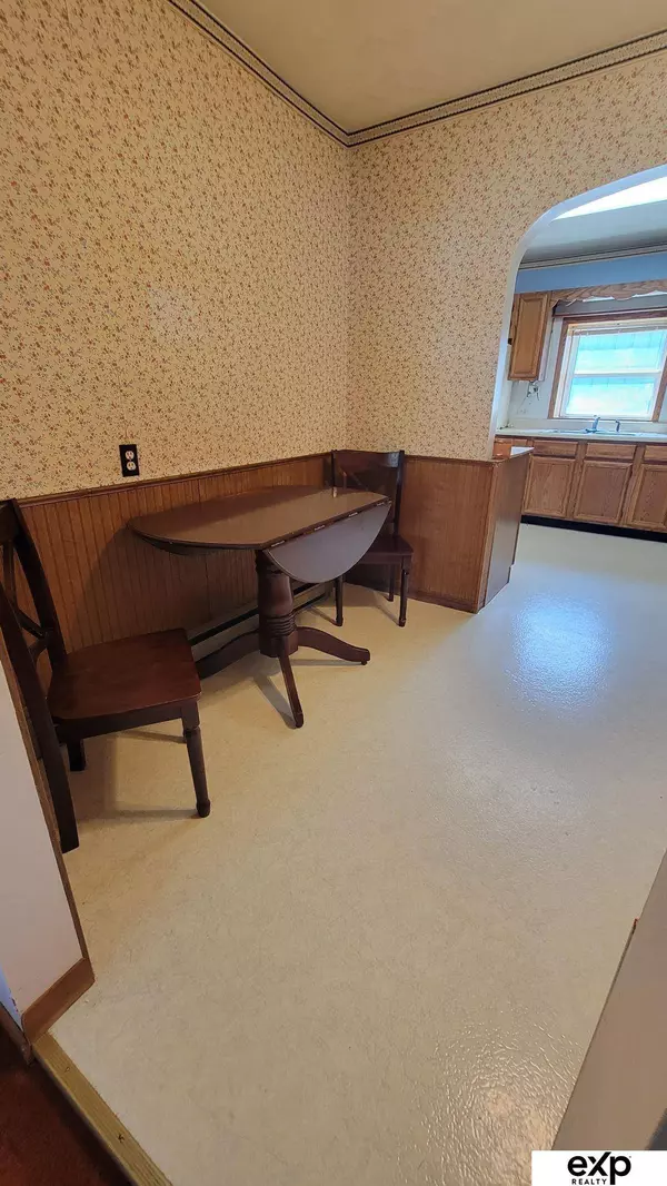 506 E Cedar Street, Big Springs, NE 69122