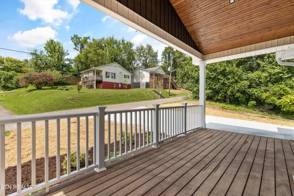 2624 Nichols Ave #2624, Knoxville, TN 37917