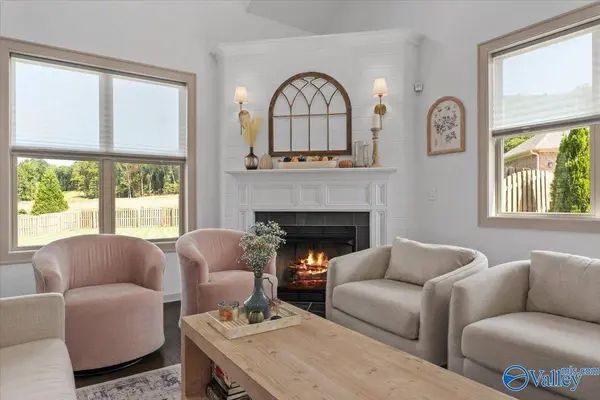 13 Wescott Hill Way SE, Gurley, AL 35748