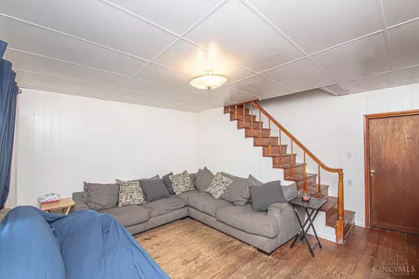 3016 Old Springfield Rd, Green Twp, OH 45502