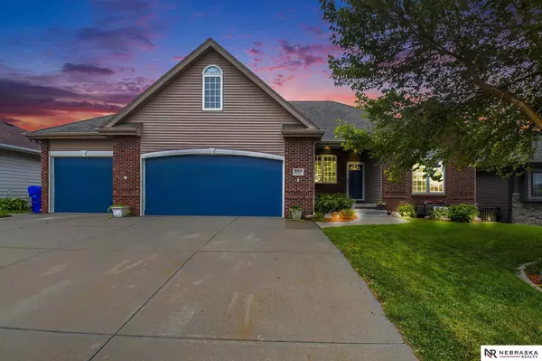 16504 Heather Street, Omaha, NE 68136