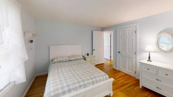 82 Clifford Street, South Yarmouth, MA 02664