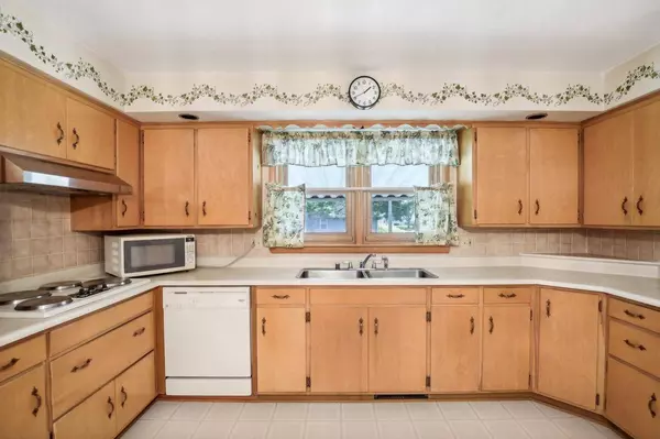 5608 Maldwyn Lane, Madison, WI 53716