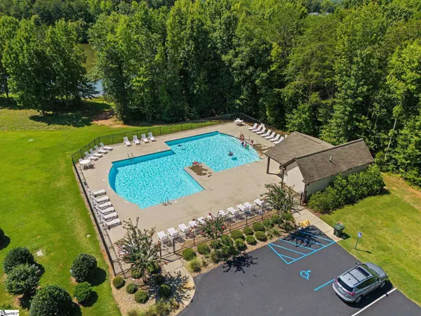 914 Deephallow Place, Greer, SC 29651