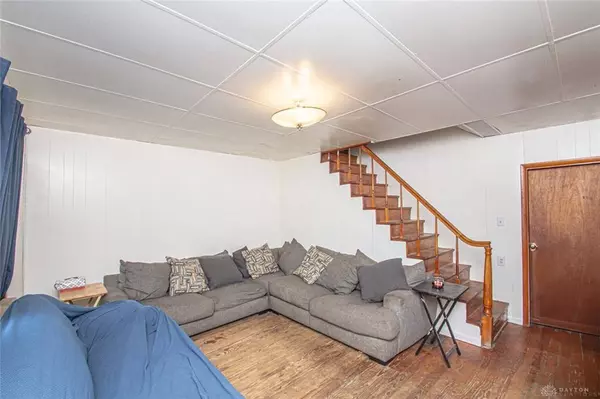 3016 Old Springfield Road, Springfield, OH 45502