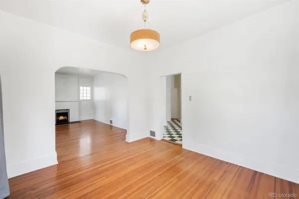 1334 Oneida ST, Denver, CO 80220