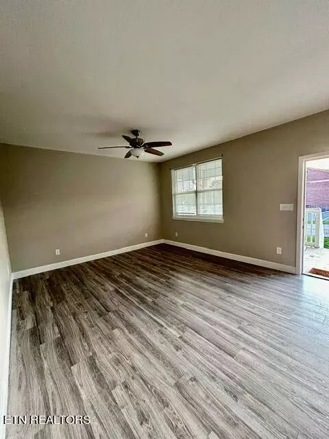 2750 Louise Ave #2750, Knoxville, TN 37914