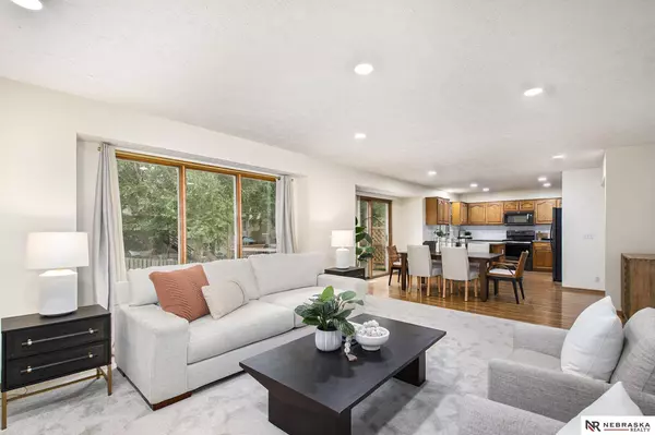 2515 N 150th Avenue, Omaha, NE 68116