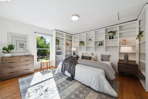 6101 Santa Cruz Ave, Richmond, CA 94804