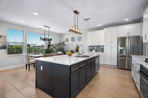 4240 Vittorio DR, Roseville, CA 95661