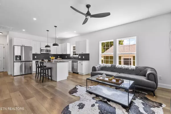 2624 Nichols Ave #2624, Knoxville, TN 37917