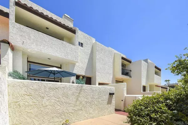 6772 Caminito Del Greco, San Diego, CA 92120