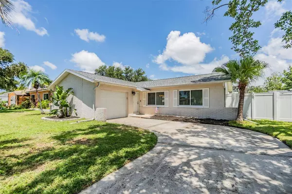 9471 JOEL DR, Seminole, FL 33777