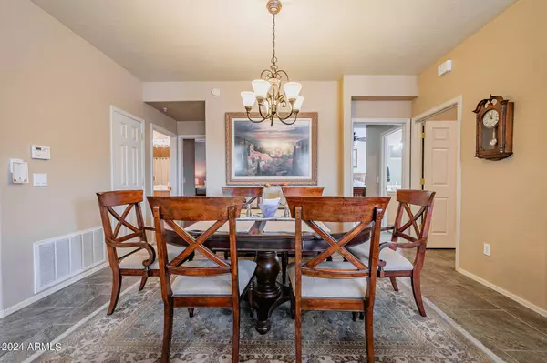 11500 E Cochise Drive #1017, Scottsdale, AZ 85259