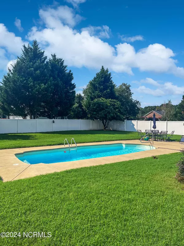 5011 Overlook Drive, Elm City, NC 27822