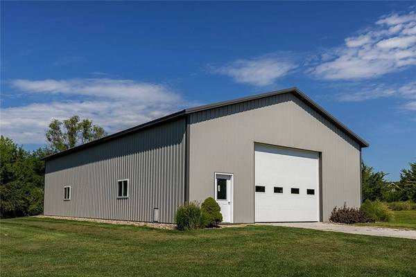 10455 NW Beaver Drive, Johnston, IA 50131