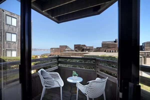 125 Surf WAY 310, Monterey, CA 93940